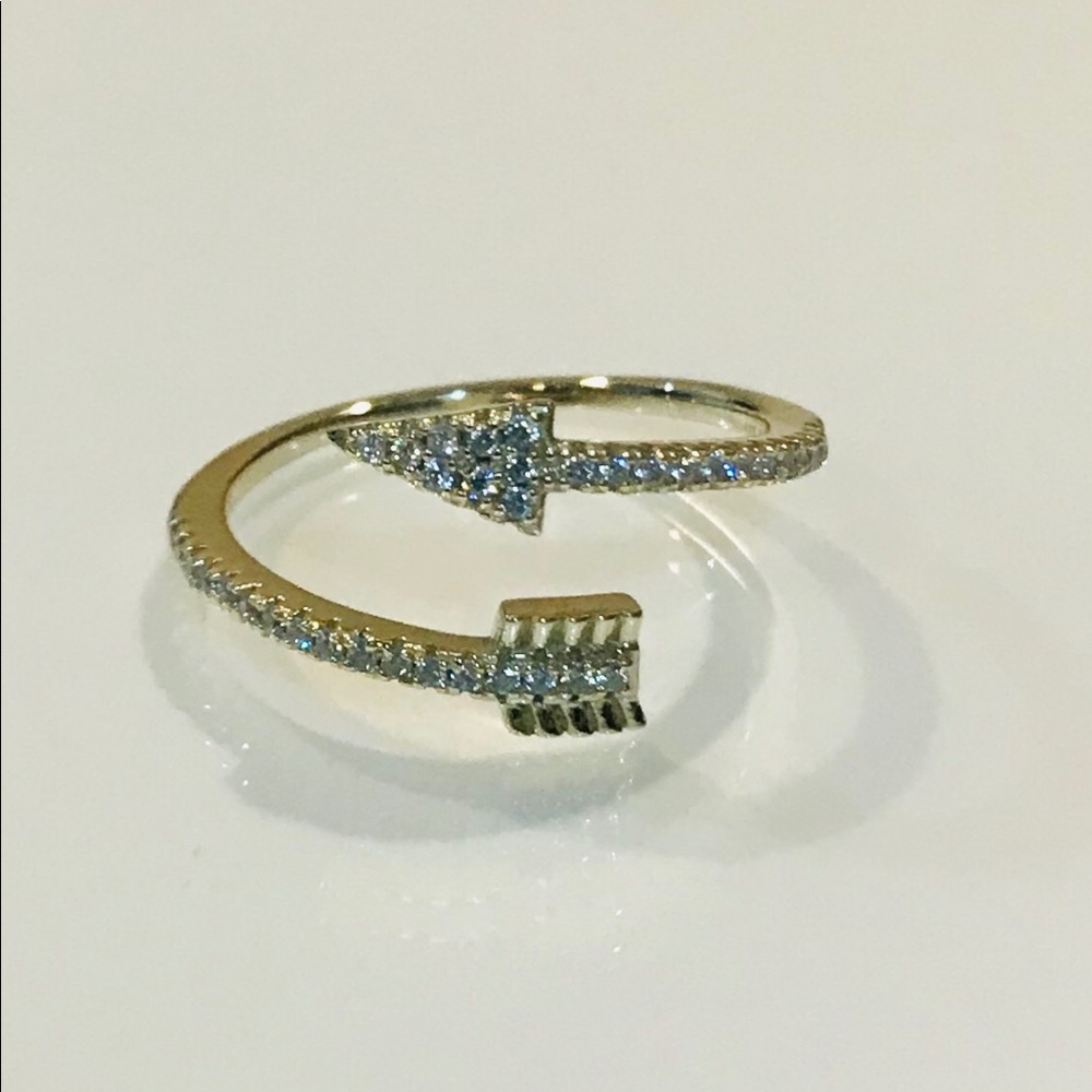 Size 9.5: 14 Karat Gold Plated Clear CZ Arrow Ring - Picture 4 of 8